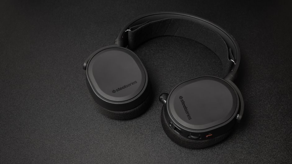 SteelSeries Arctis Nova Pro Wireless
