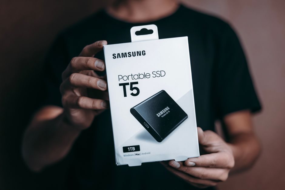 Samsung T7 Shield Portable SSD