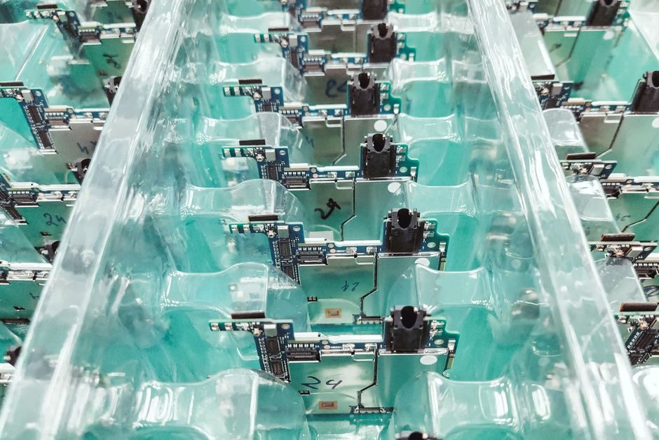 AI Investments Drive Partnerships and Funding Challenges